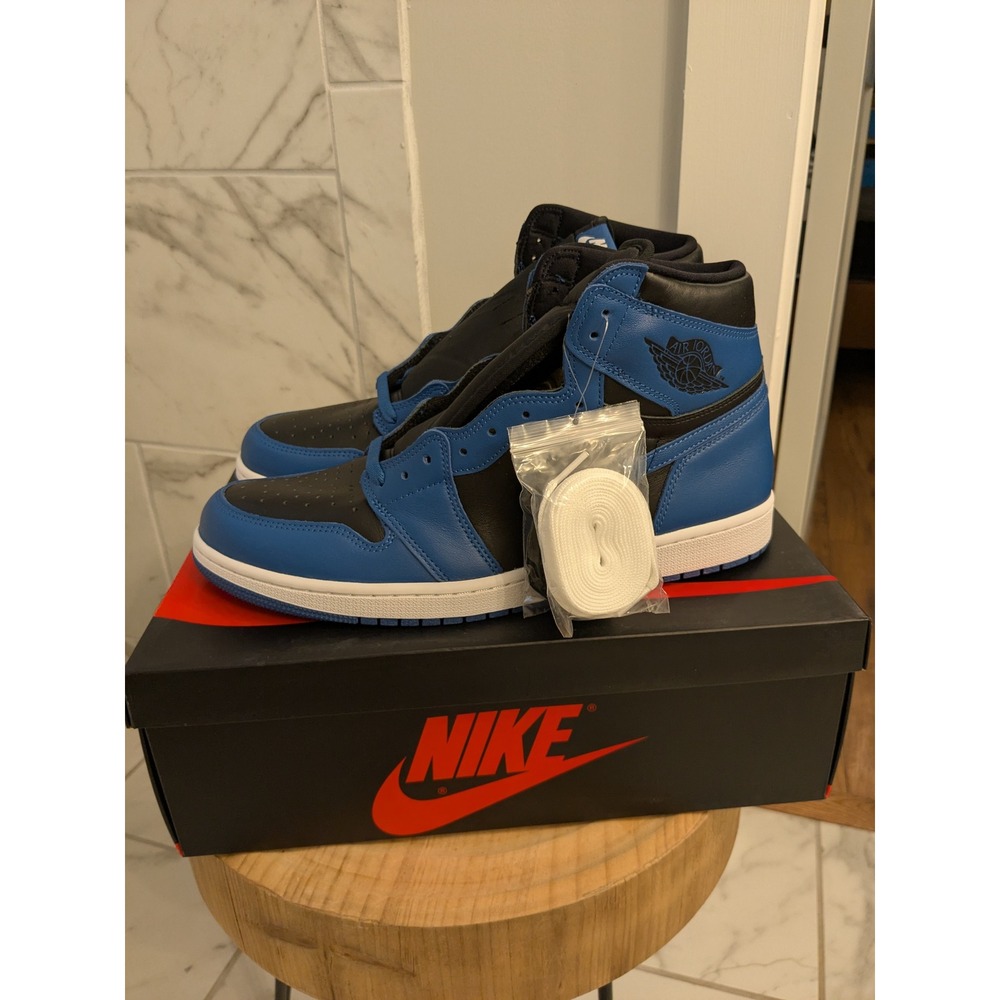Air Jordan‎ 1 Retro High OG Hyper Royal Sneakers Mens Size 14